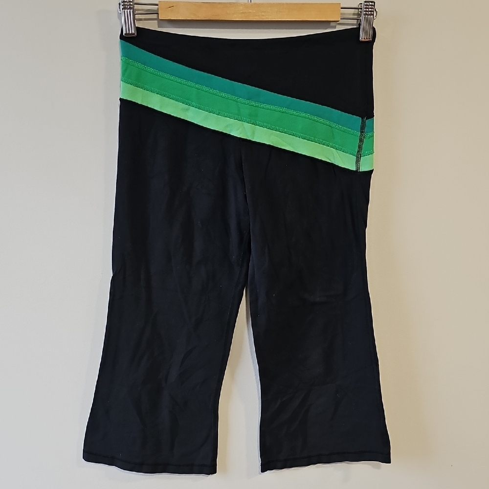 lululemon athletica 26x21 Black Cropped Leggings